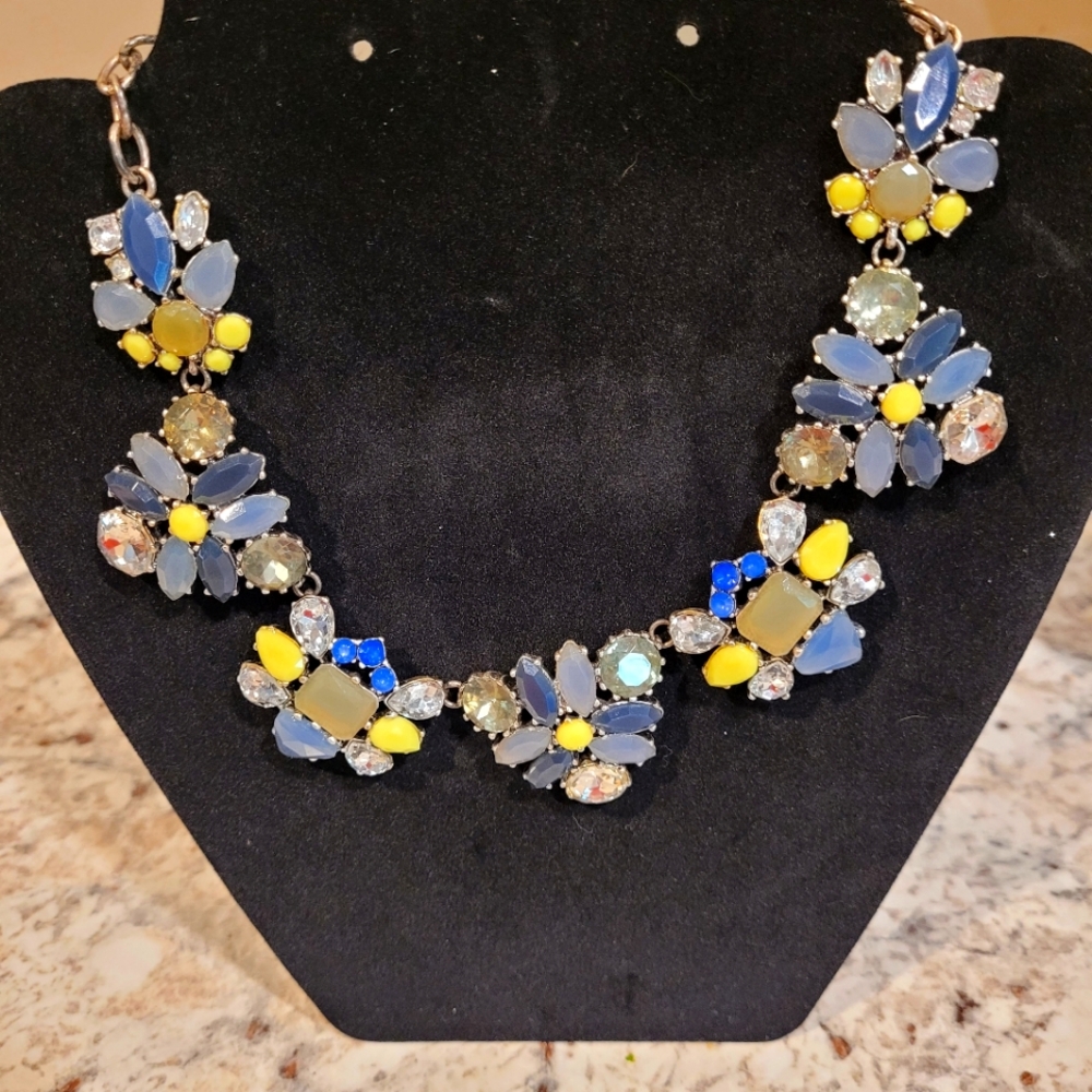 Stella and Dot Elodie Necklace